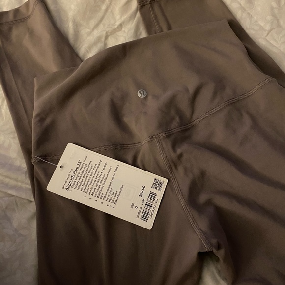 Align HR Pant 25” lunar rock color - Picture 6 of 6